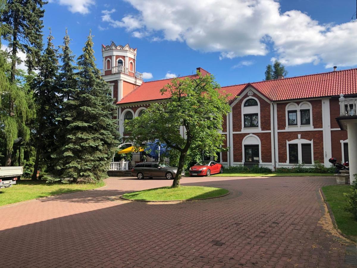 Hotel Zameczek Radomsko Eksteriør bilde